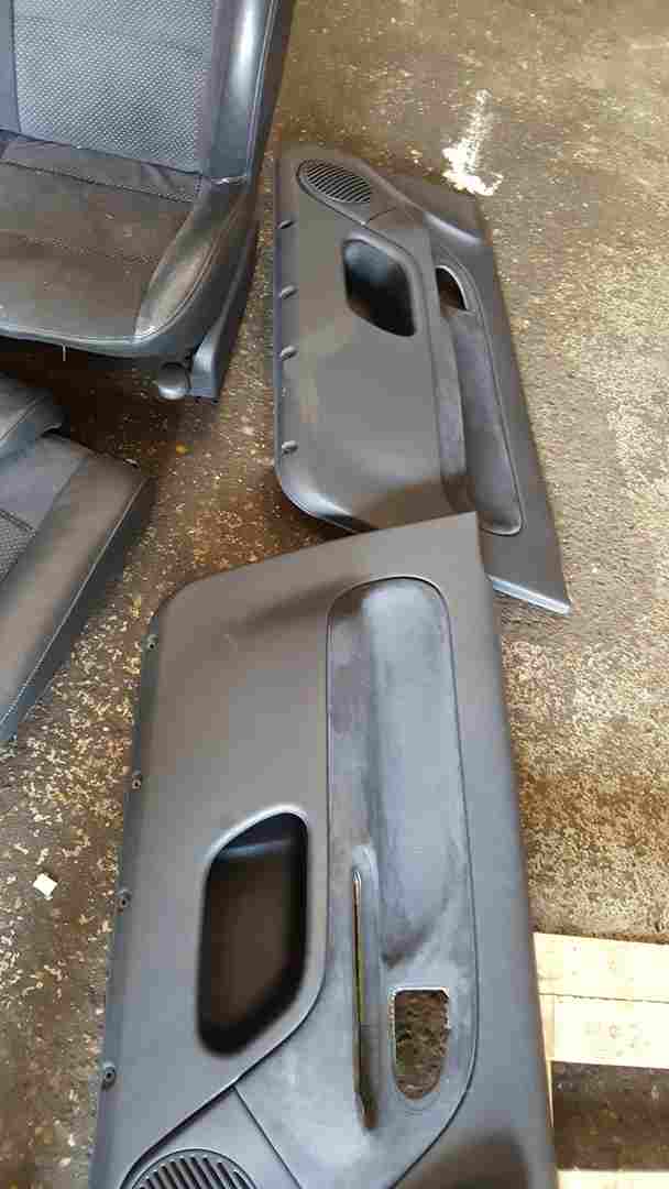 Thumb 10 Renault Clio Sport MK2 2001-2006 172 182 Chairs Seats Half Leather + Cards