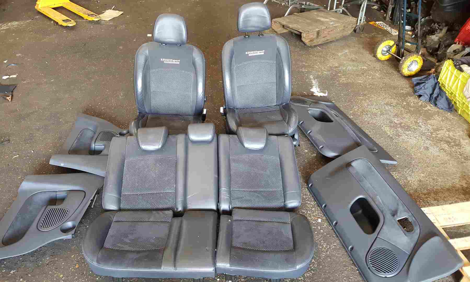 Renault Clio Sport MK2 2001-2006 172 182 Chairs Seats Half Leather + Cards