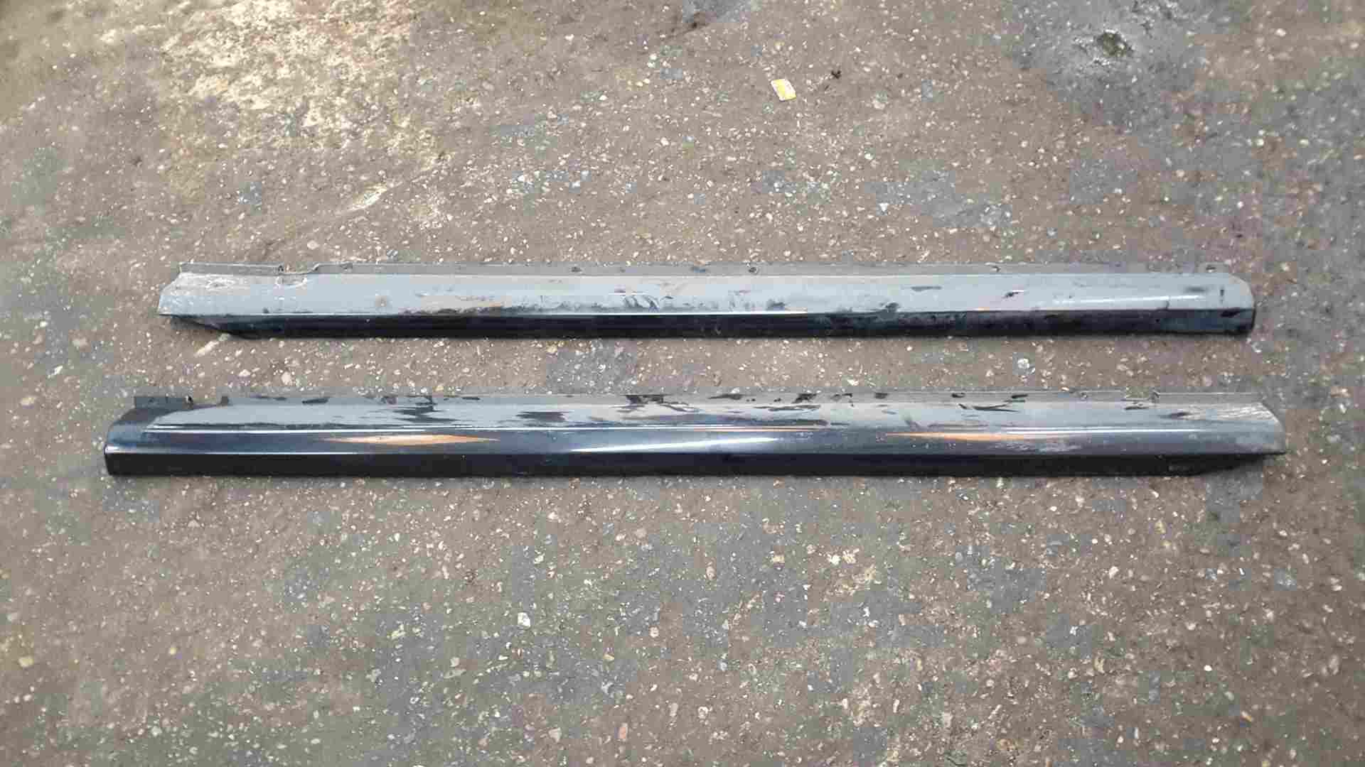 Thumb 2 Renault Clio Sport MK2 2001-2006 172 182 Cup Side Skirts Black Gold TE267 Pair