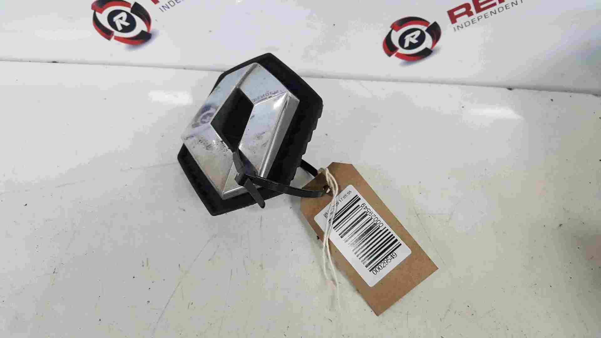 Renault Clio Sport MK2 2001-2006 172 182 Front Bumper Badge Diamond 8200070031