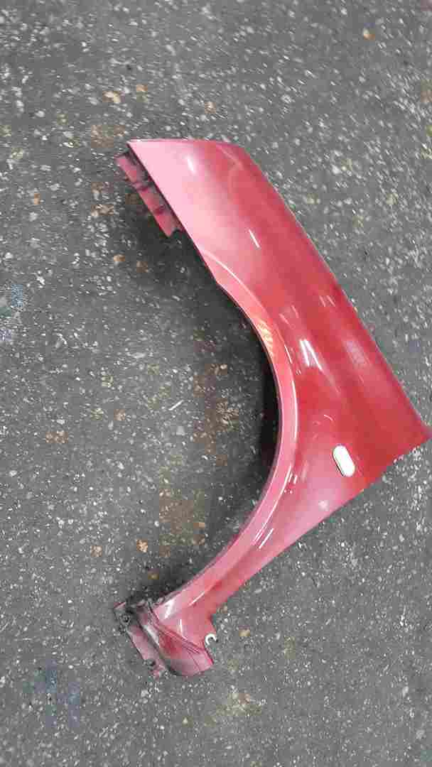 Renault Clio Sport MK2 2001-2006 172 182 Passenger NS Wing Red TEB76