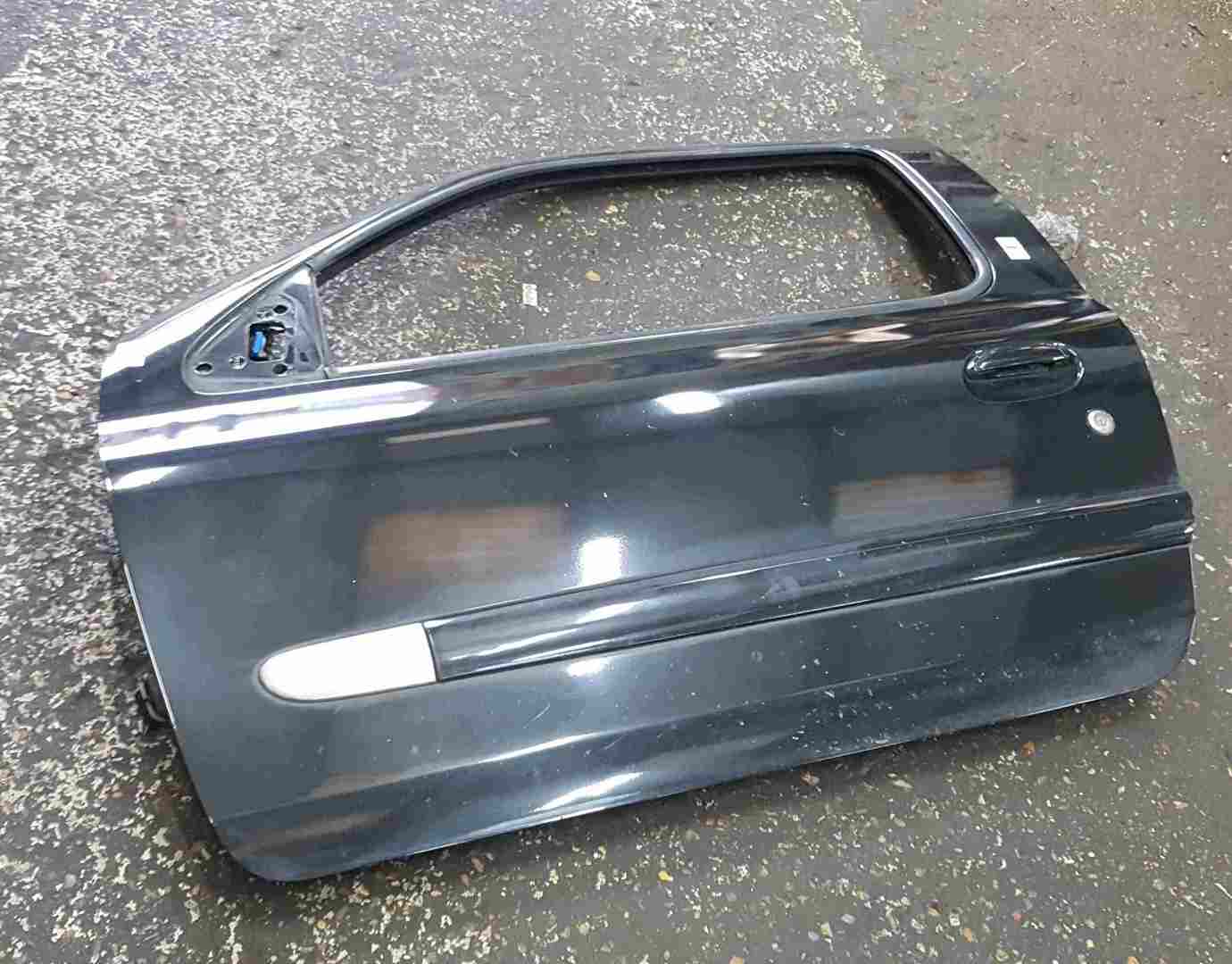 Thumb 4 Renault Clio Sport MK2 2001-2006 172 182 Passenger NSF Front Door Black 676