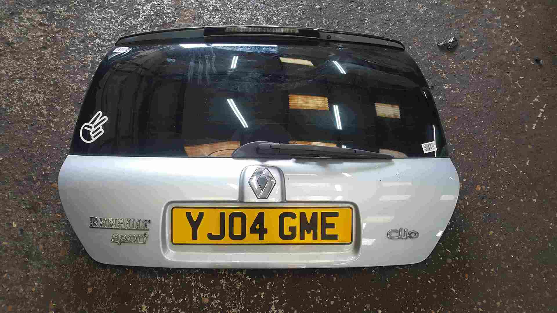 Renault Clio Sport MK2 2001-2006 172 182 Rear Tailgate Boot Silver MV640