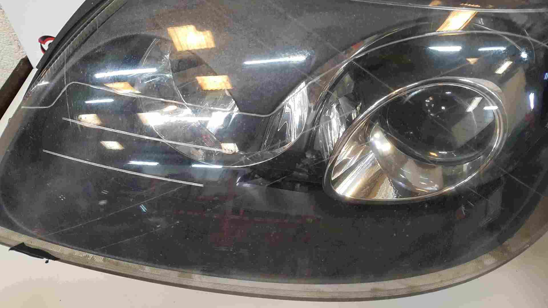 Thumb 4 Renault Clio Sport MK2 2001-2006 172 182 Xenon Headlight Passenger NSF Front