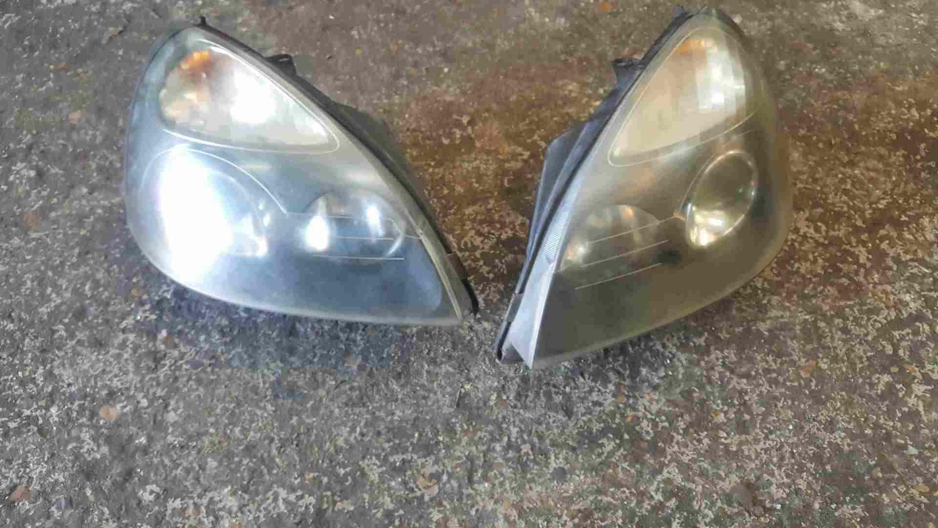 Renault Clio Sport MK2 2001-2006 172 182 Xenon Headlights Pair Slightly Cloudy