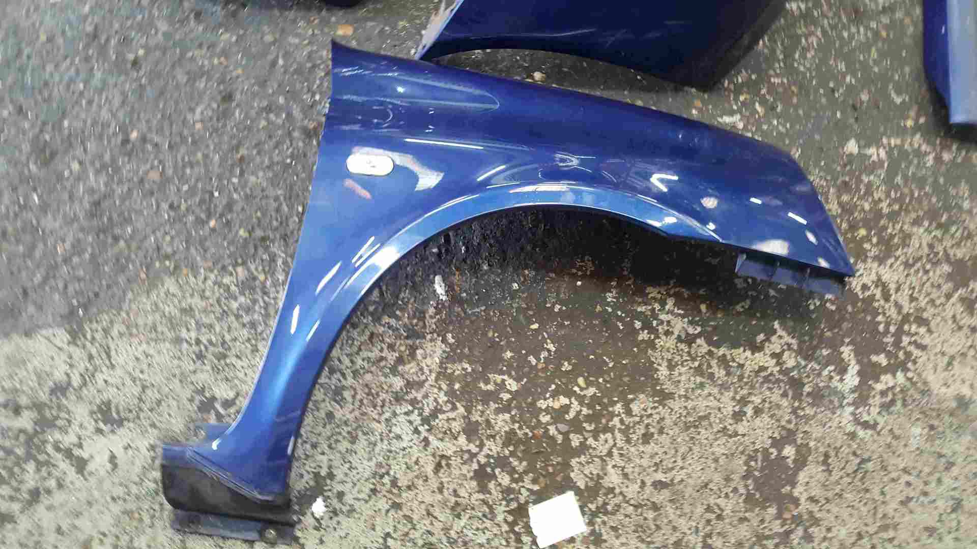 Thumb 3 Renault Clio Sport MK2 2001-2006 172 Body Kit Bumpers Wing Skirts Blue 432