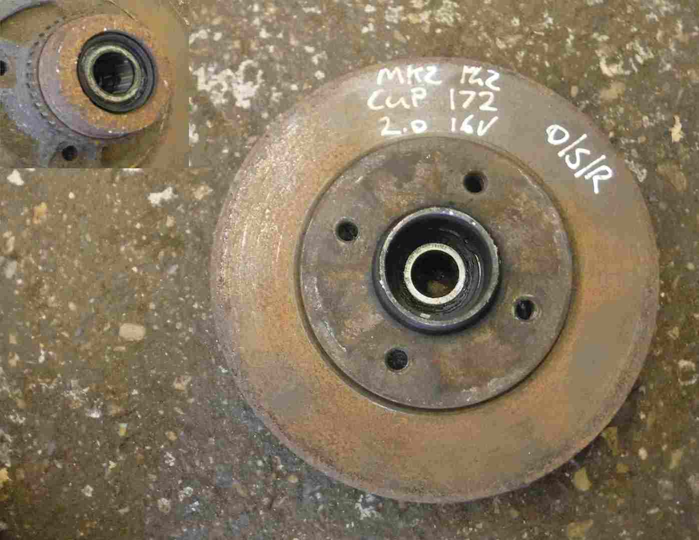 Renault Clio Sport MK2 2001-2006 172 Drivers OSR Rear Cup Rear Hub Disc Bearing