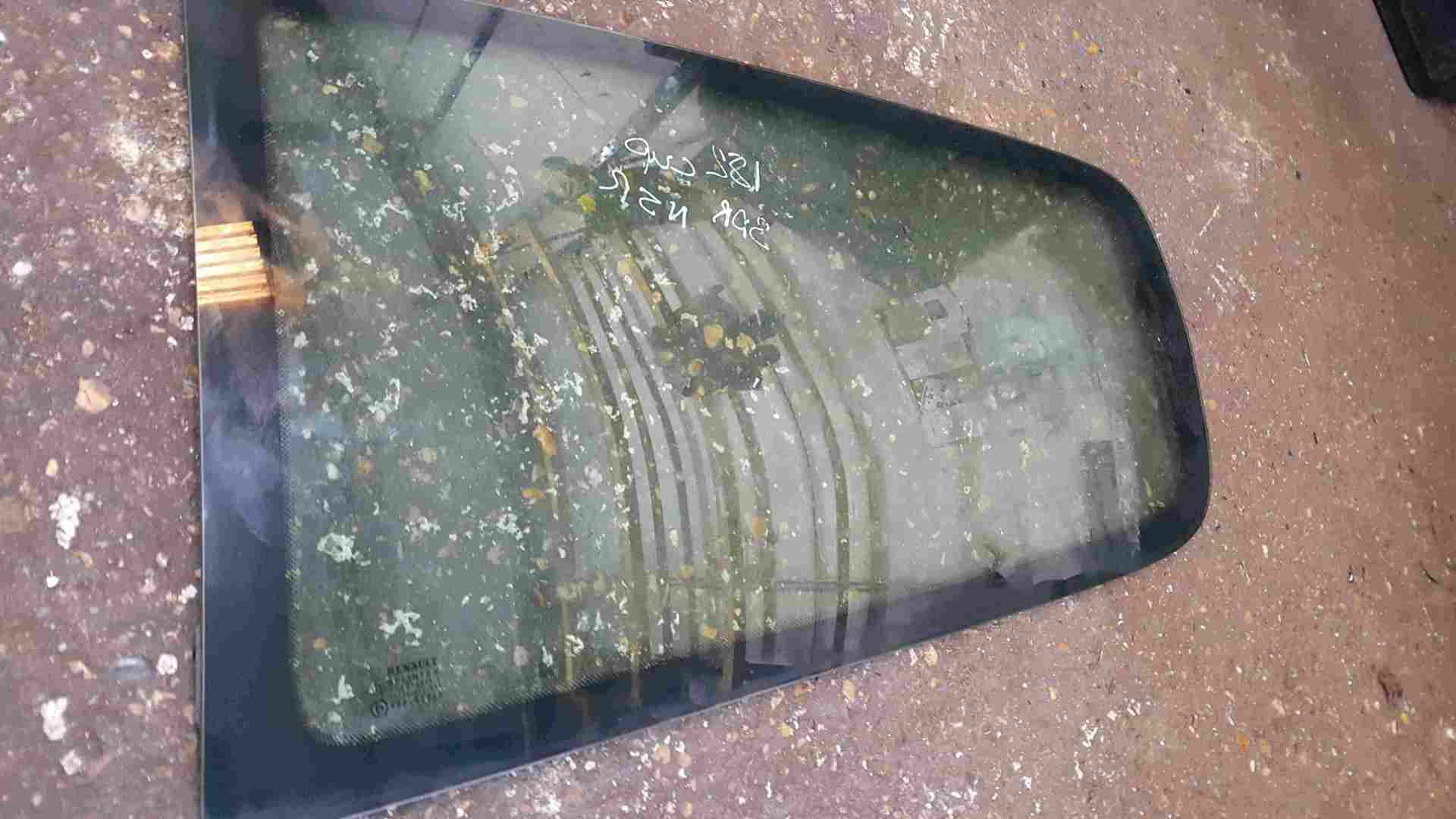 Renault Clio Sport MK2 2001-2006 172 Passenger NSR Rear Fixed Window Glass 3dr