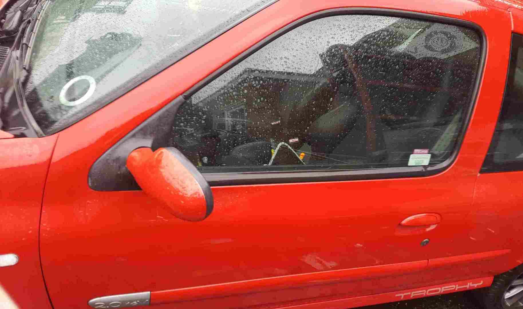 Thumb 3 Renault Clio Sport MK2 2001-2006 182 Trophy Passenger NSF Front Door Red OV727