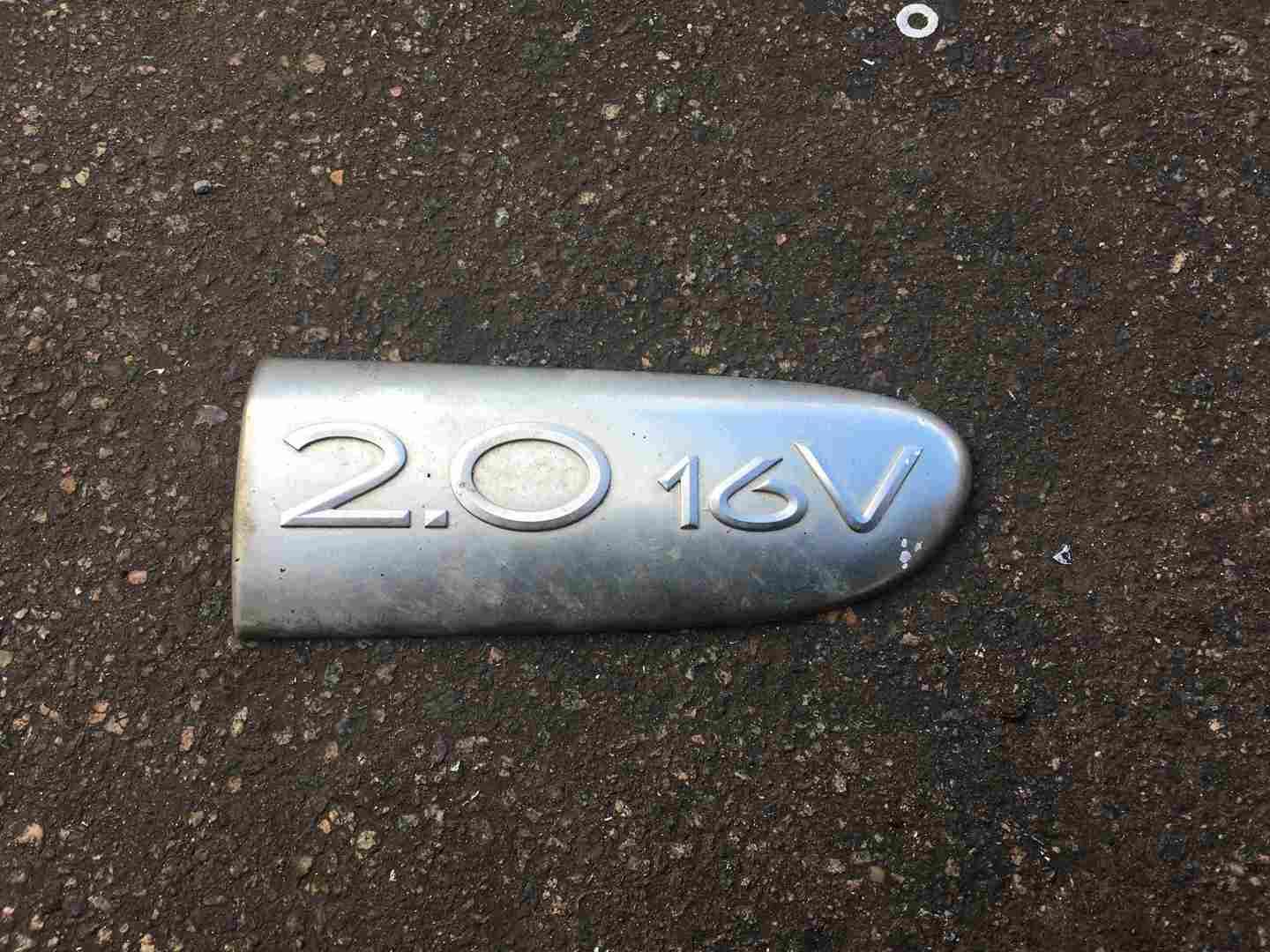 Renault Clio Sport MK2 2001-2006 2.0 16v Drivers OSF Front Bullet End Moulding