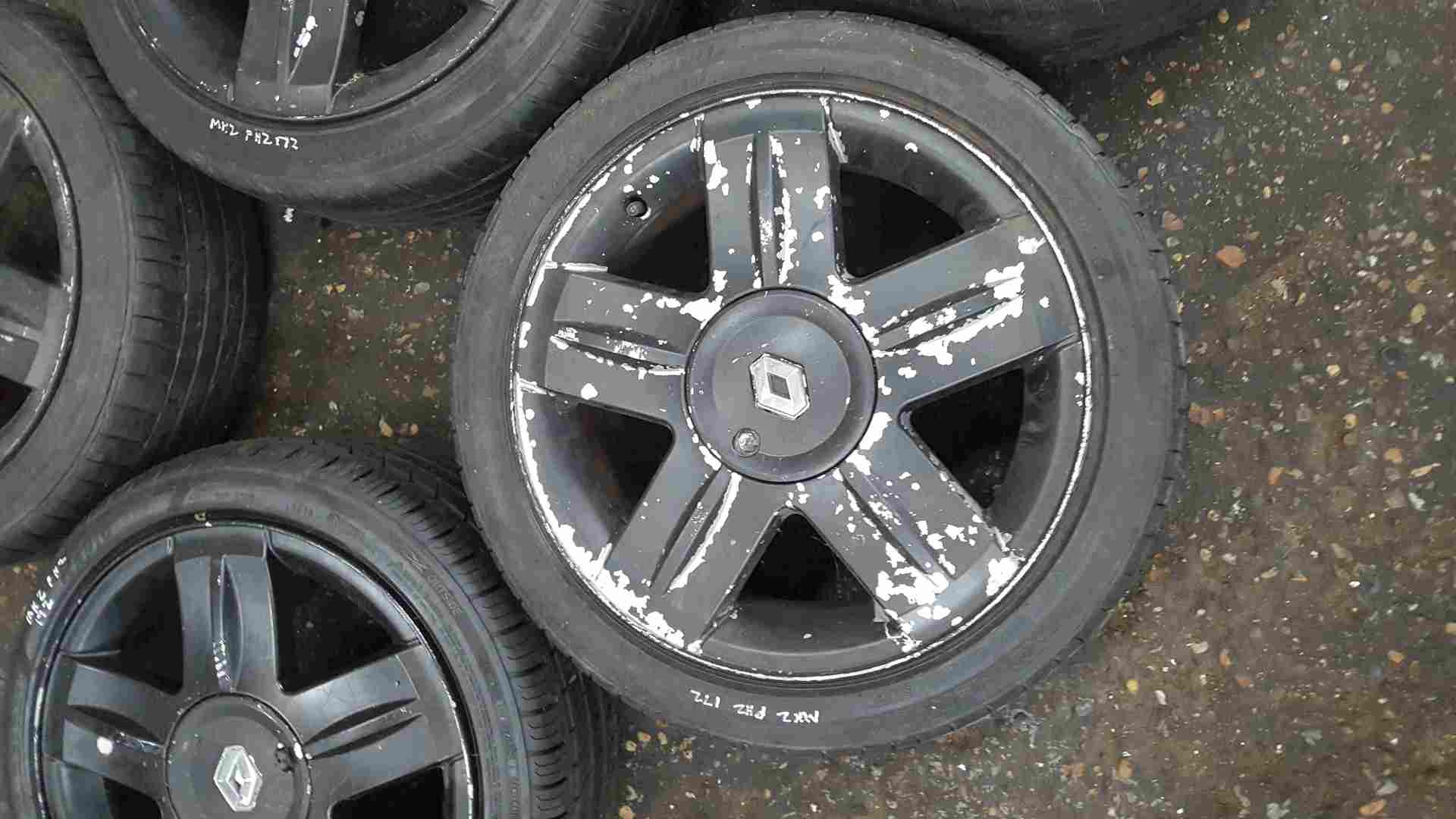Thumb 4 Renault Clio Sport MK2 2001-2006 Black Alloy Wheels X5 195 45 16 16inch