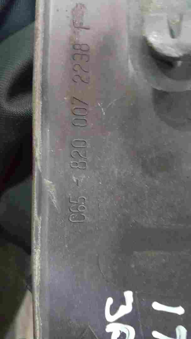 Thumb 3 Renault Clio Sport MK2 2001-2006 Drivers OSF Front Door Moulding Trim Red TEB76
