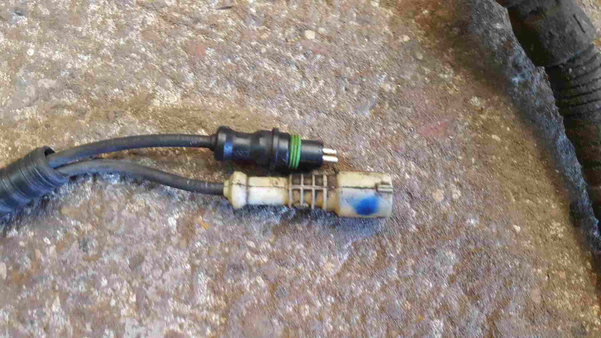 Thumb 2 Renault Clio Sport MK2 2001-2006 Trophy 2.0 ABS Sensor