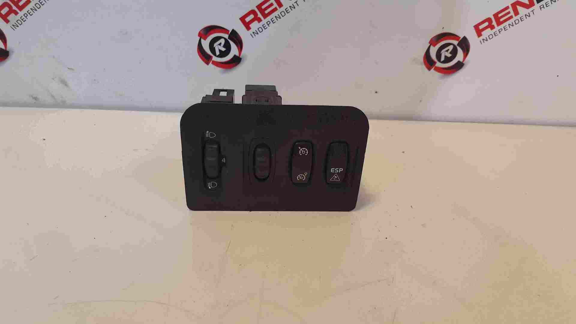 Renault Clio Sport MK2 2001-2006 Trophy Headlight Adjuster ESP Cruise Button