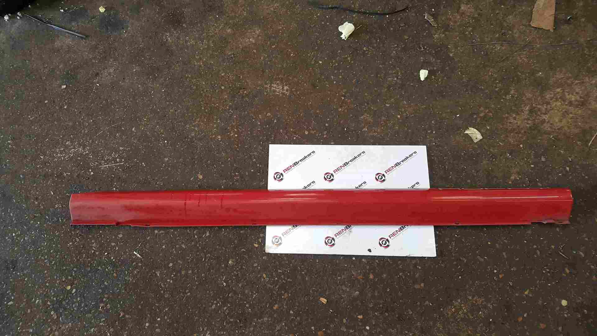 Renault Clio Sport MK2 TROPHY 2001-2006 Passenger NS Side Skirt Red OV727
