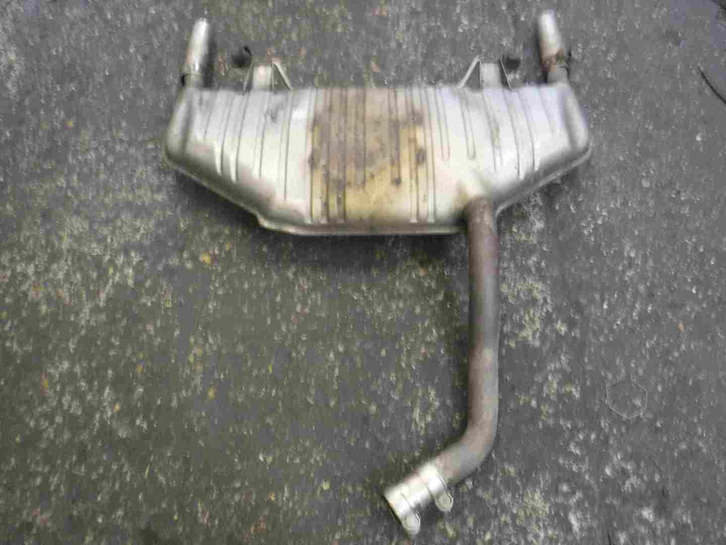 Renault Clio Sport MK3 197 2005-2012 2.0 16v Exhaust Rear Back Box Pipe