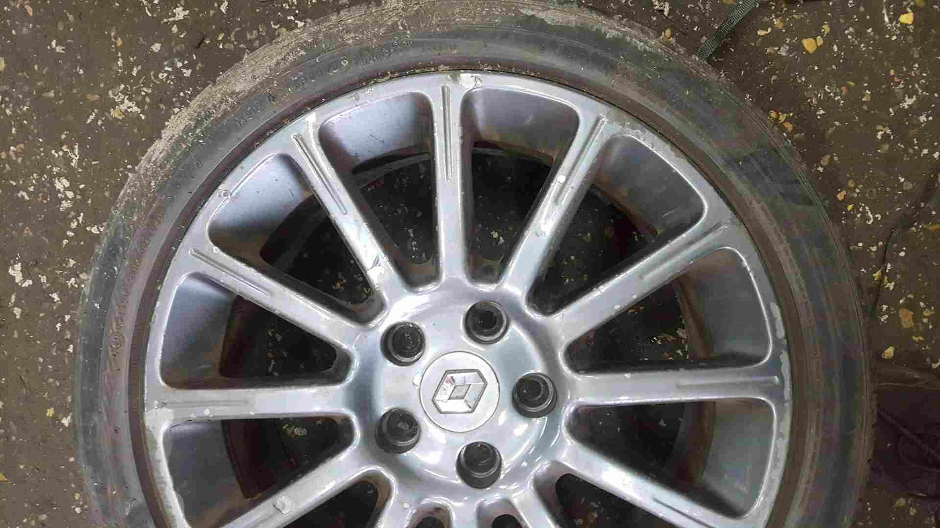 Thumb 4 Renault Clio Sport MK3 2005-2009 197 Alloy Wheel 17Inch 3/5