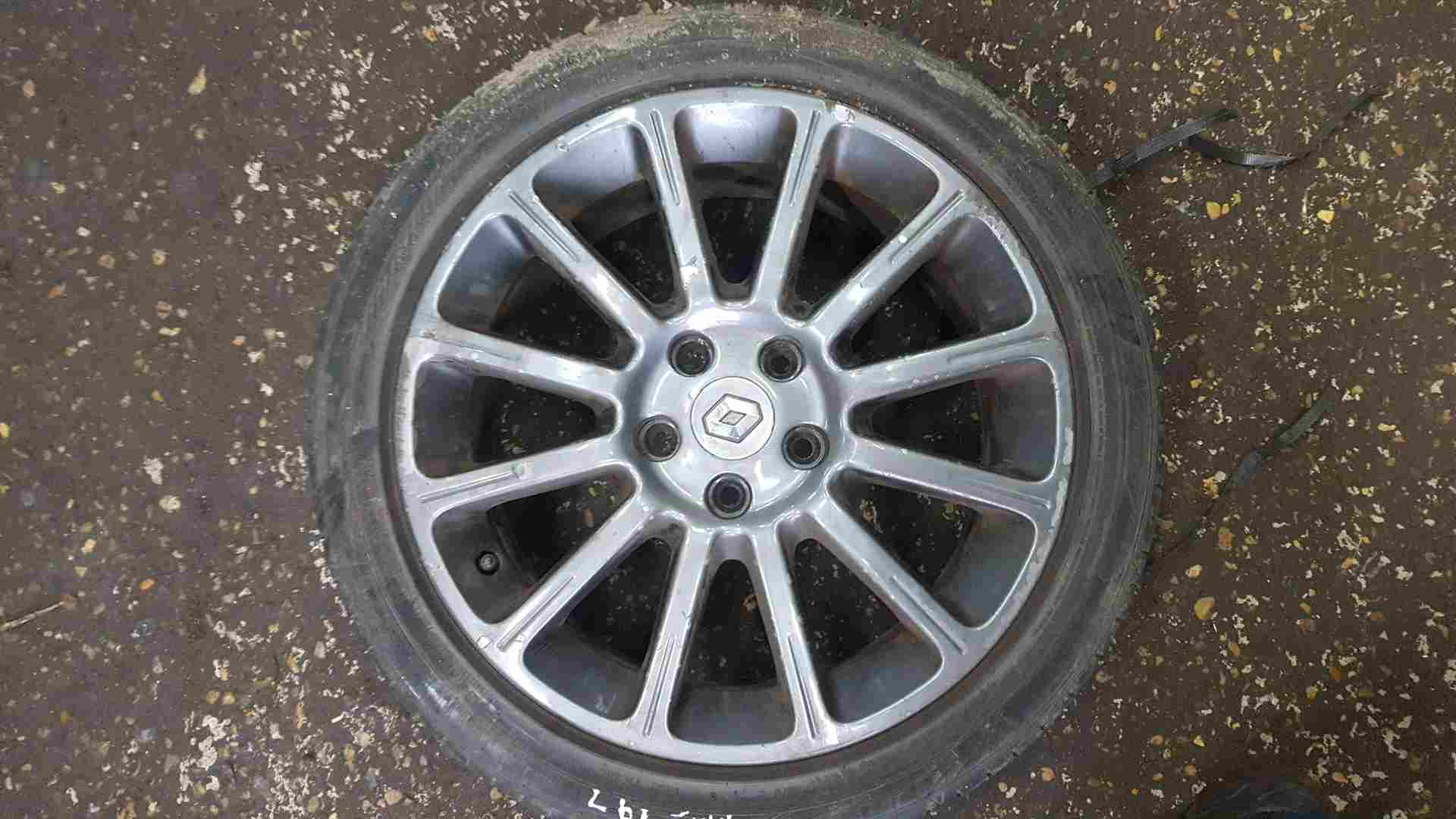 Thumb 6 Renault Clio Sport MK3 2005-2009 197 Alloy Wheel 17Inch 3/5