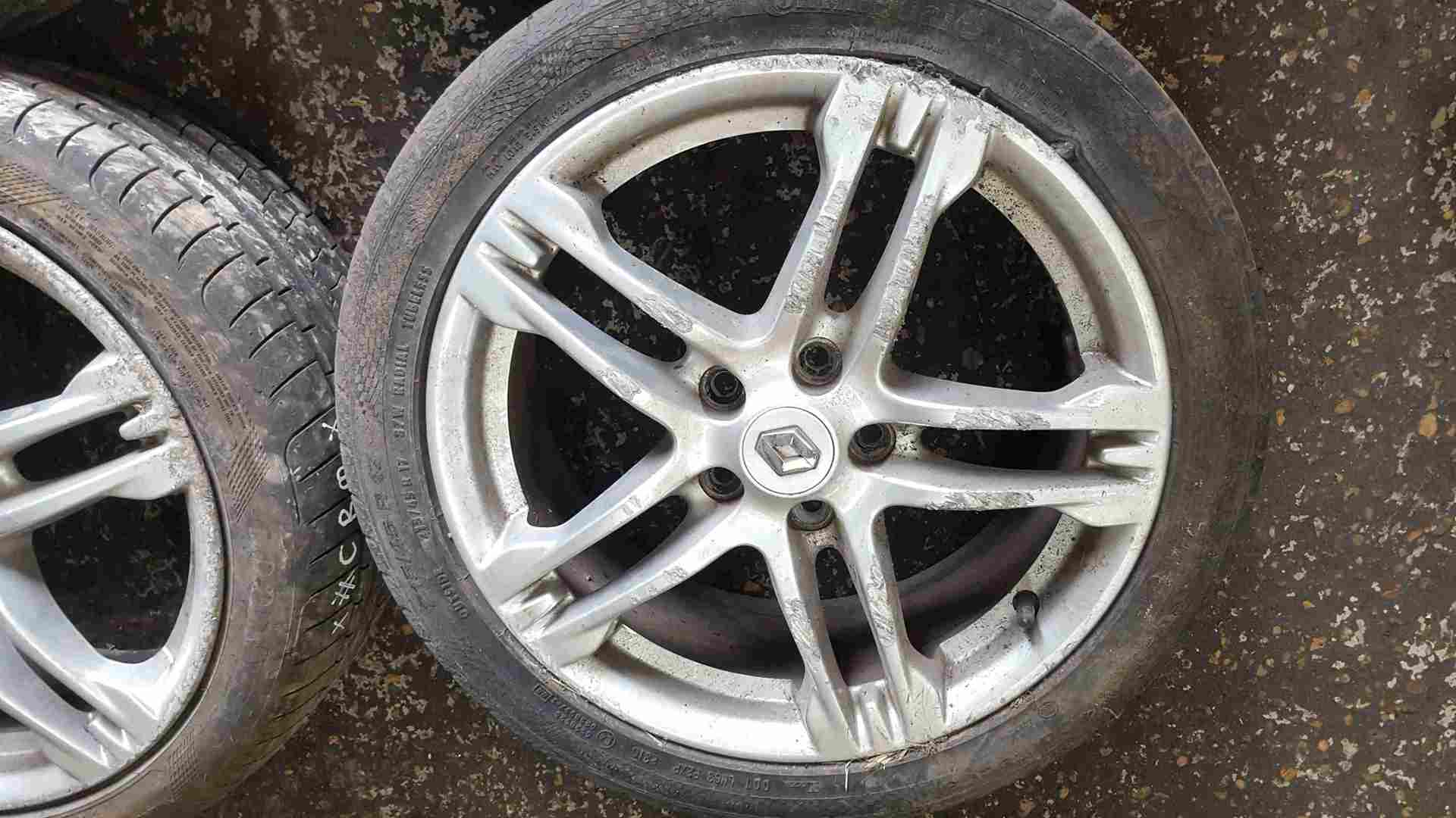 Thumb 4 Renault Clio Sport MK3 2005-2009 197 Alloy Wheels Set X4 17inch 945246COL