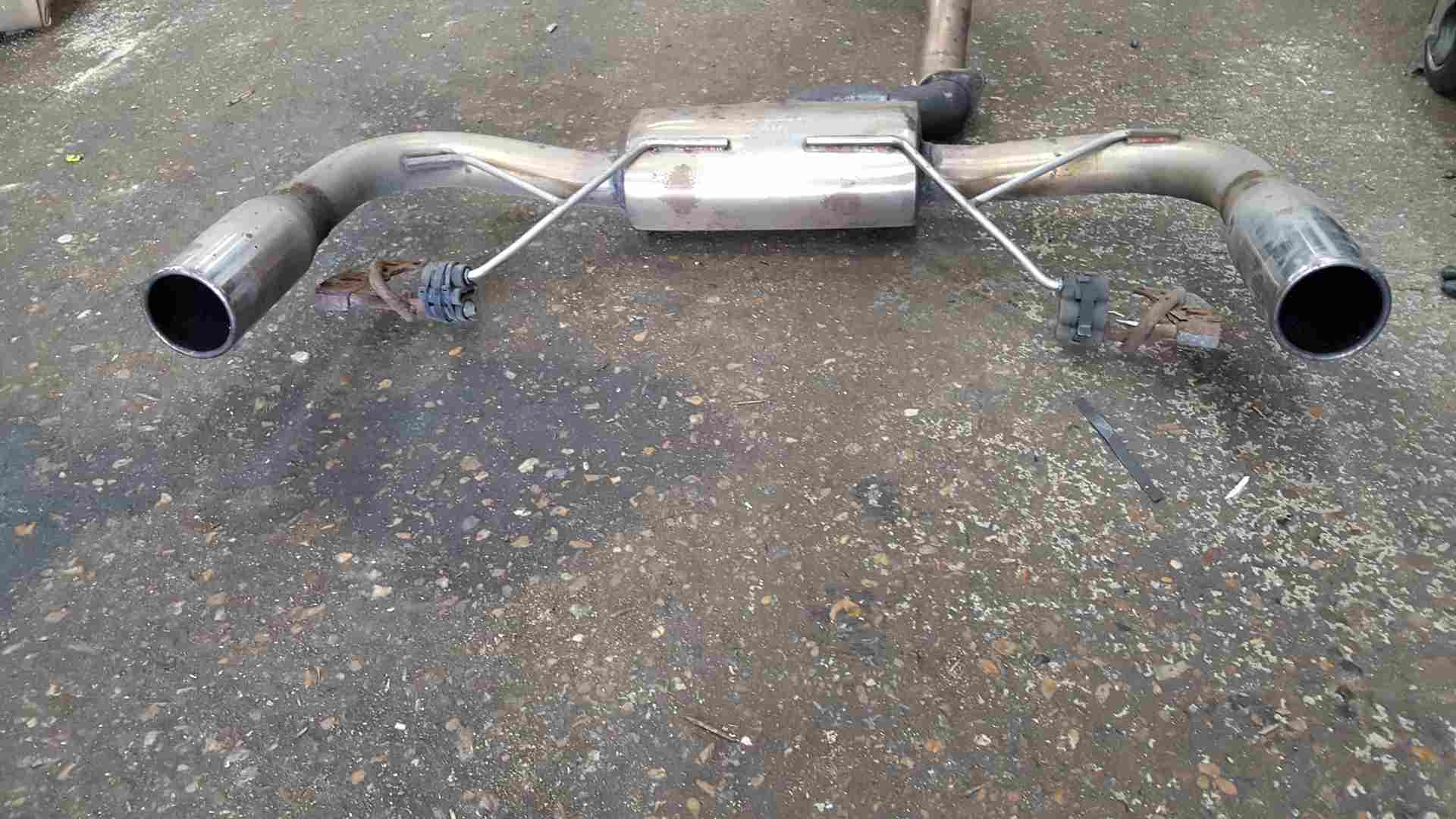Thumb 6 Renault Clio Sport MK3 2005-2009 197 Exhaust System De Cat Box