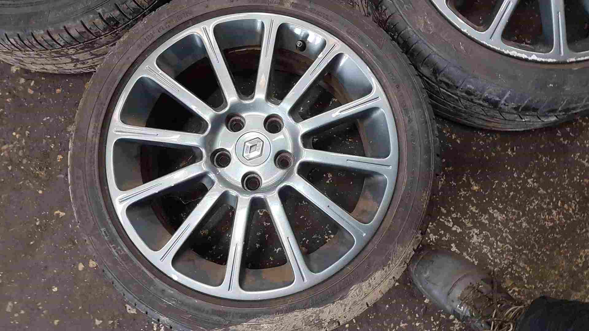 Thumb 3 Renault Clio Sport MK3 2005-2012 197 200 Alloy Wheels SET X5 17Inch 3/5