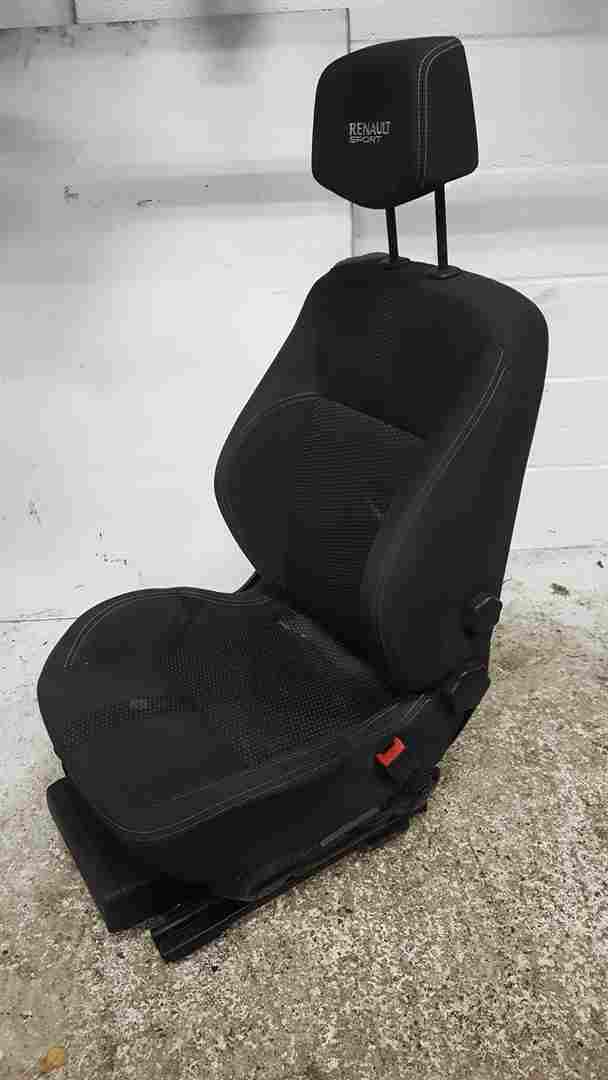 Thumb 7 Renault Clio Sport MK3 2005-2012 197 200 Drivers OSF Front Seat Chair