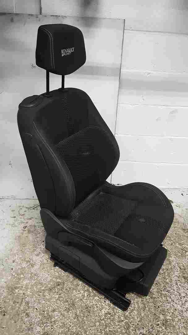 Thumb 5 Renault Clio Sport MK3 2005-2012 197 200 Drivers OSF Front Seat Chair