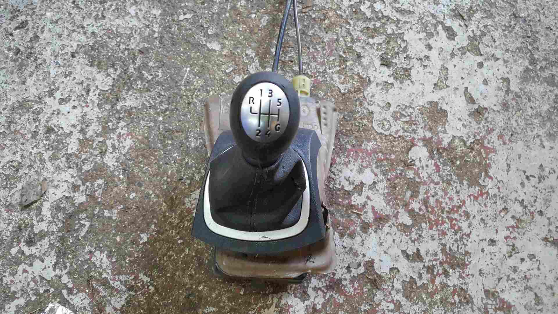Thumb 2 Renault Clio Sport MK3 2005-2012 197 200 Gearstick Mechanism Cables 6 Speed