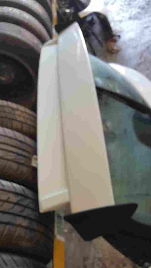 Thumb 2 Renault Clio Sport MK3 2005-2012 197 200 Rear Tailgate Boot White OV369 Spoiler