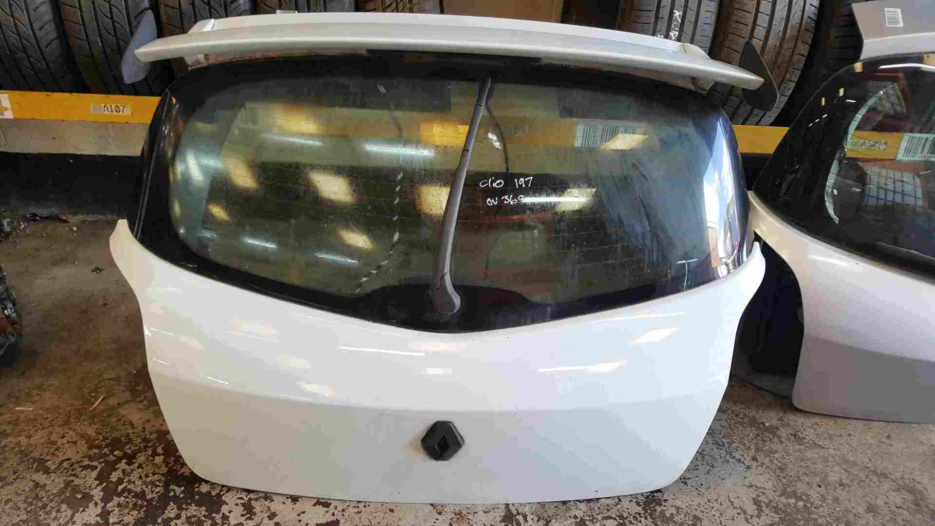 Thumb 7 Renault Clio Sport MK3 2005-2012 197 200 Rear Tailgate Boot White OV369 Spoiler