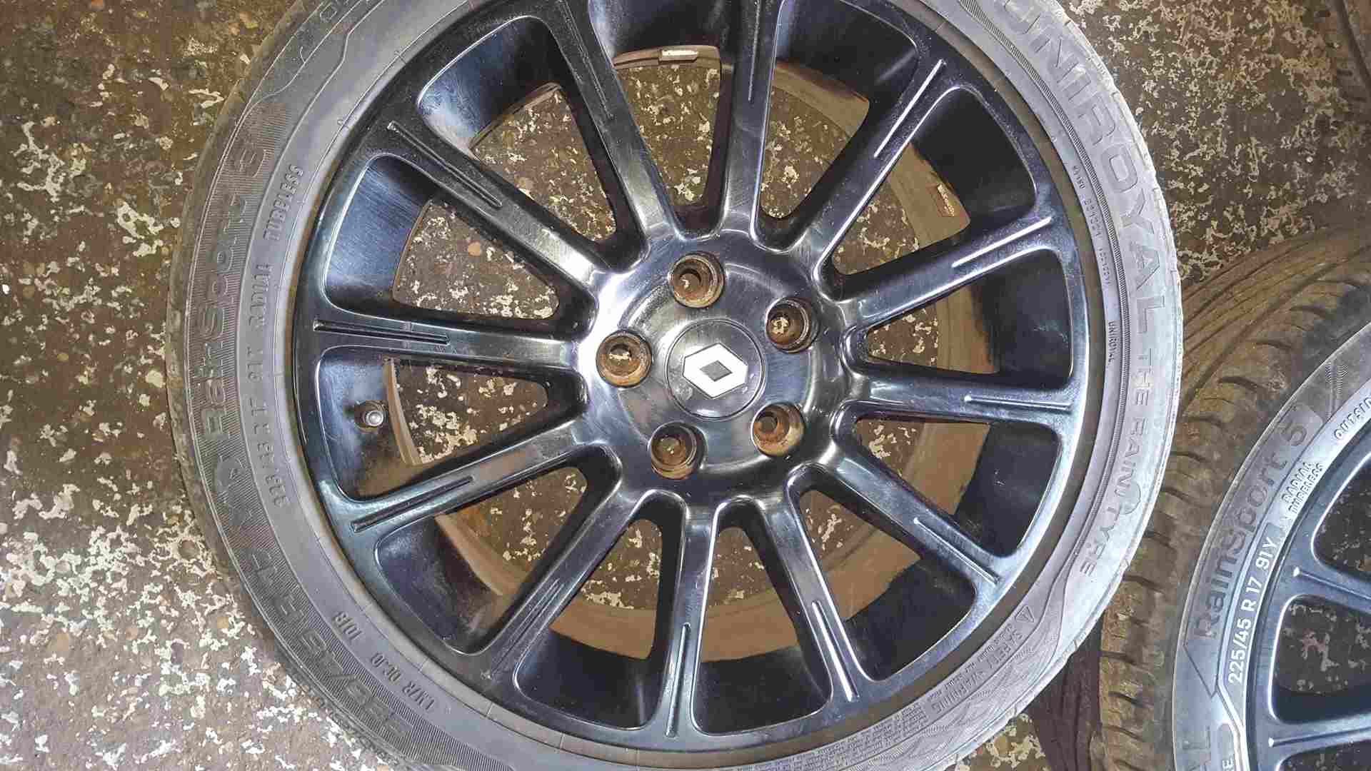 Thumb 6 Renault Clio Sport MK3 2005-2012 197 Alloy Wheels Set Black 17inch 8200739299