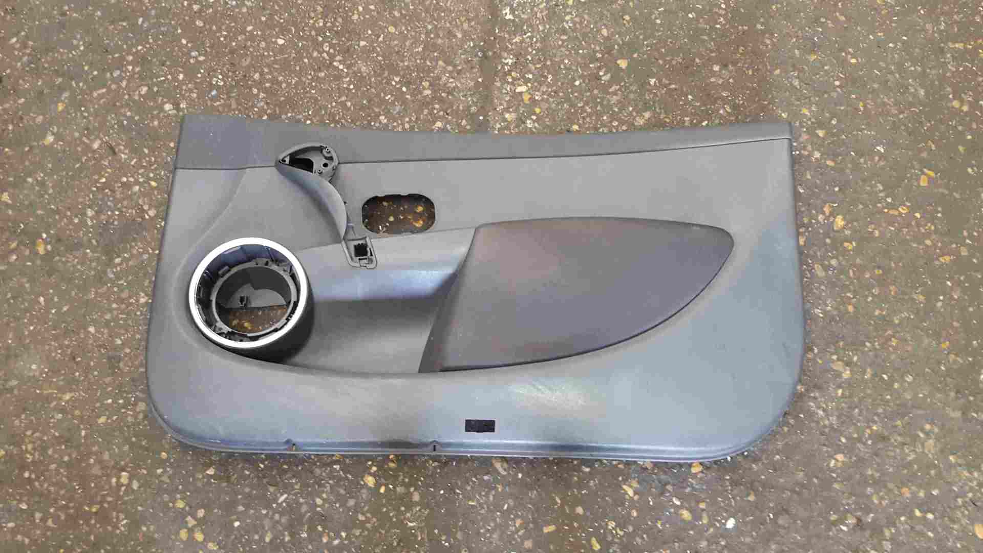 Renault Clio Sport MK3 2005-2012 197 Drivers OSF Front Door Card