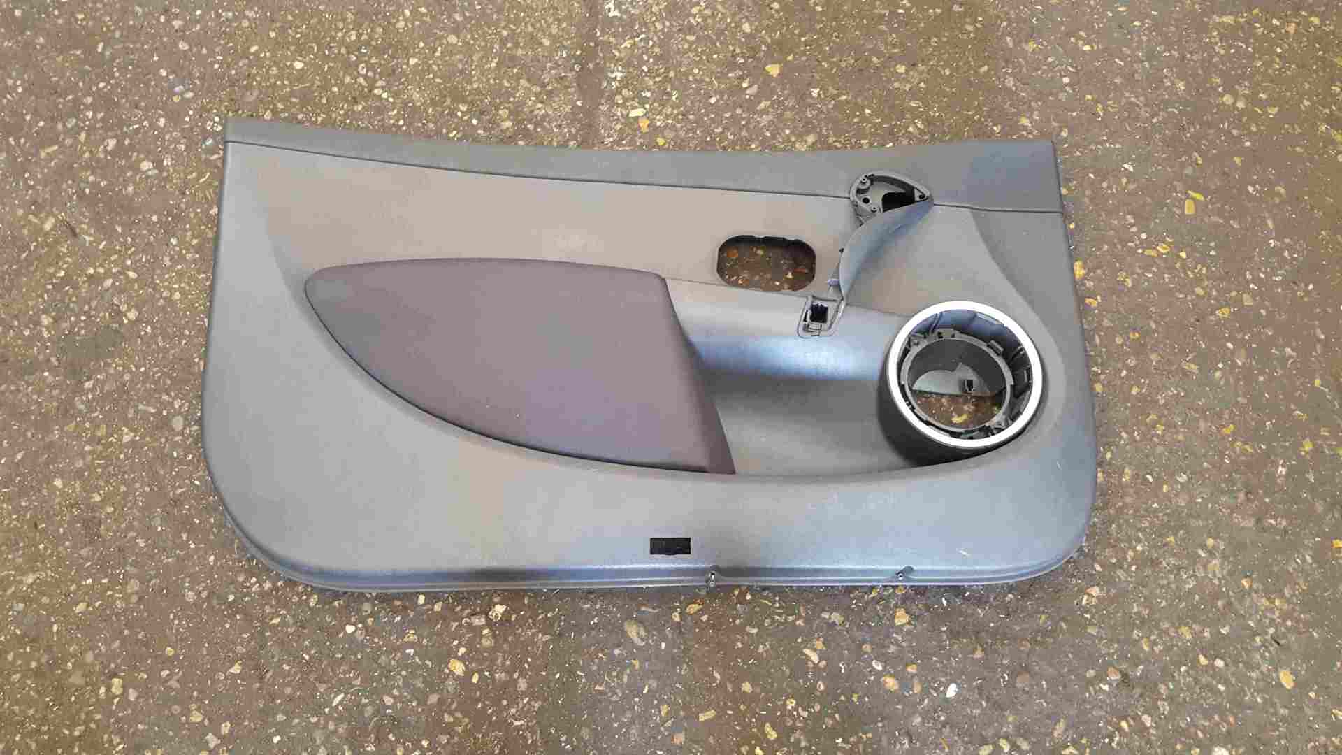 Renault Clio Sport MK3 2005-2012 197 Passenger NSF Front Door Card