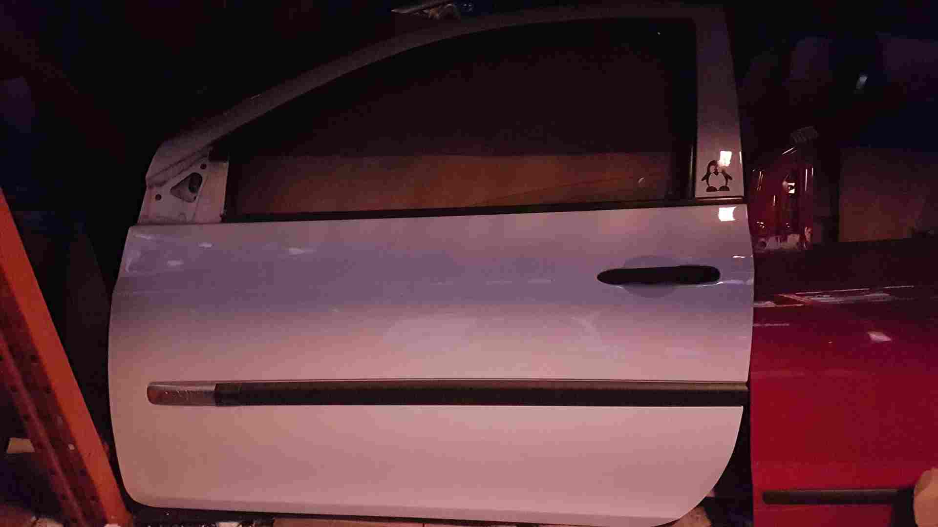 Thumb 5 Renault Clio Sport MK3 2005-2012 197 Passenger NSF Front Door White Ov369 3Dr