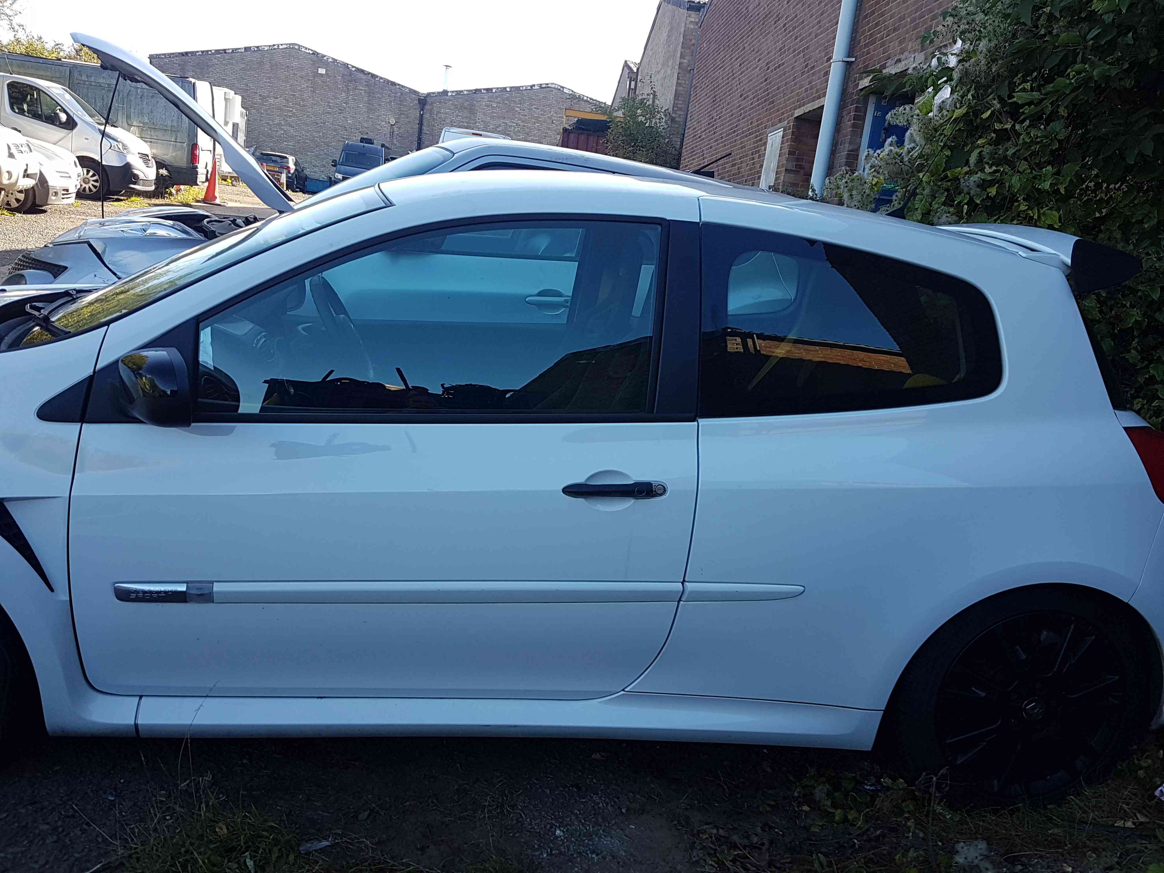 Thumb 3 Renault Clio Sport MK3 2005-2012 197 Passenger NSF Front Door White Ov369 3Dr