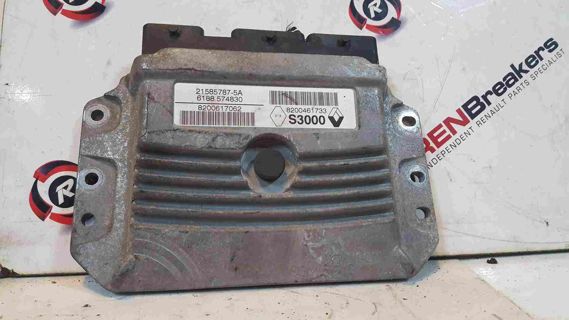 Thumb 2 Renault Clio Sport MK3 2005-2012 2.0 Engine Control Unit 8200617062 8200461733
