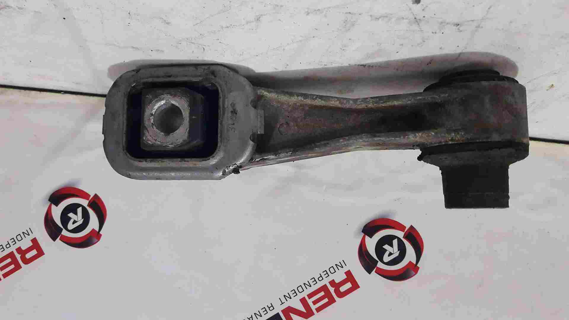 Thumb 3 Renault Clio Sport MK3 2005-2012 200 2.0 16V Gearbox DOG Bone Mount 