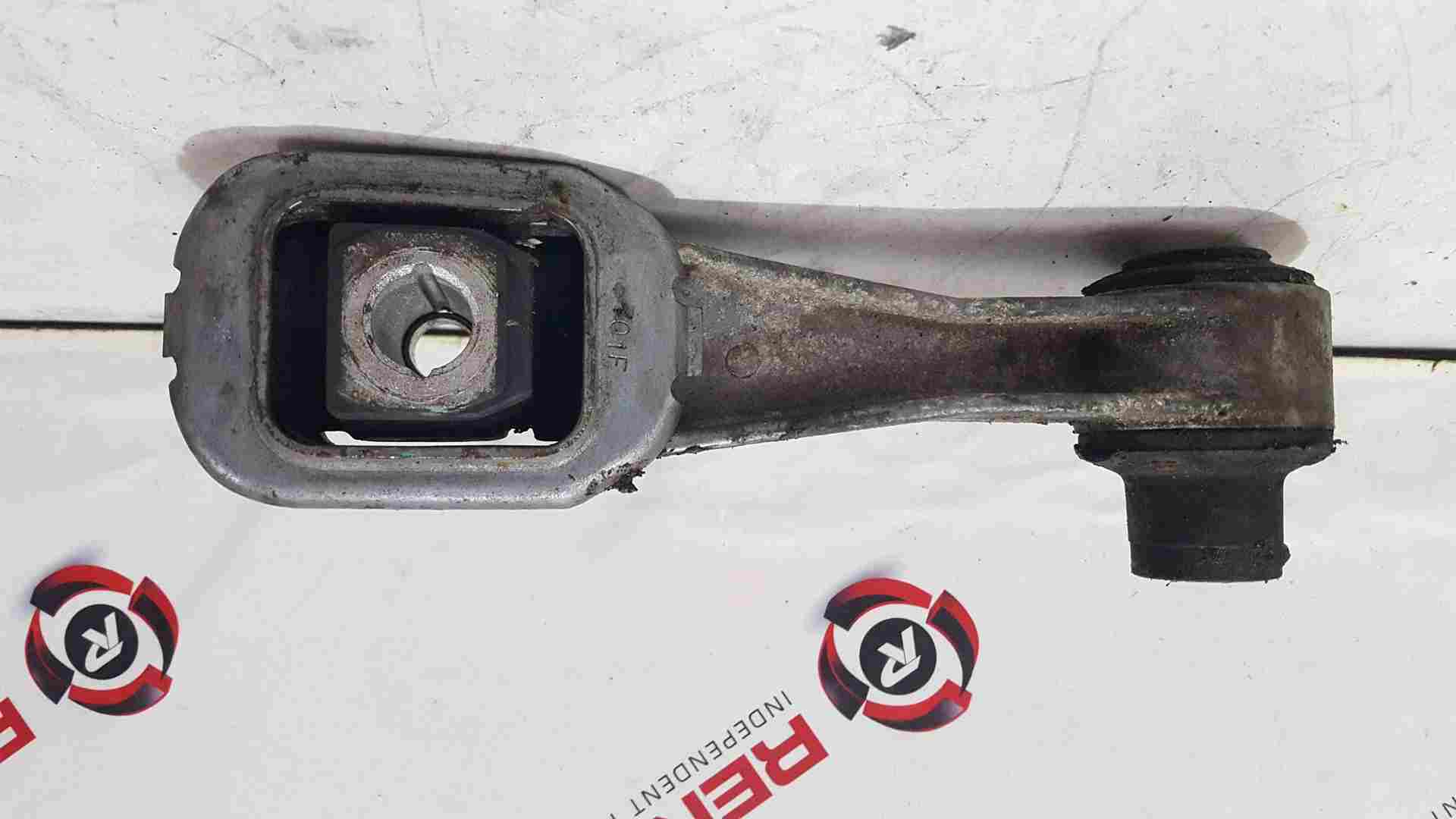 Renault Clio Sport MK3 2005-2012 200 2.0 16V Gearbox DOG Bone Mount 