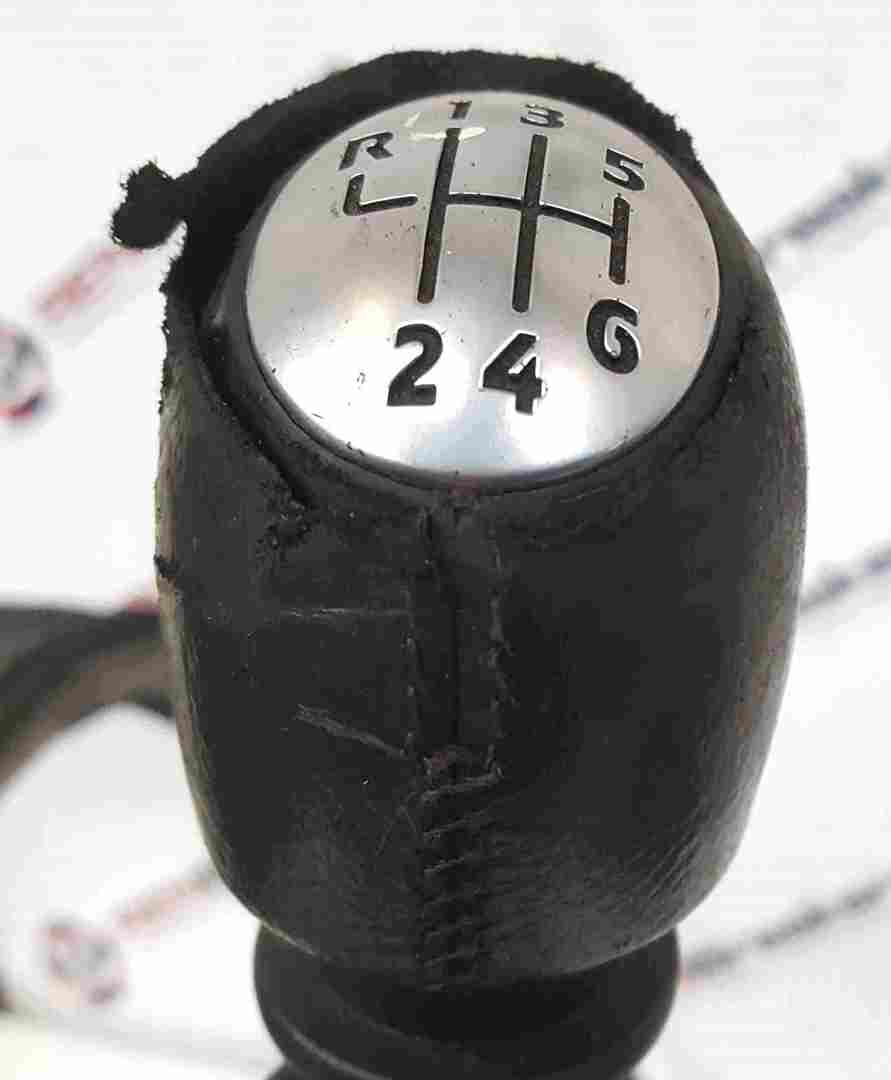 Thumb 3 Renault Clio Sport MK3 2005-2012 6 Speed Gearstick Mechanism Cables