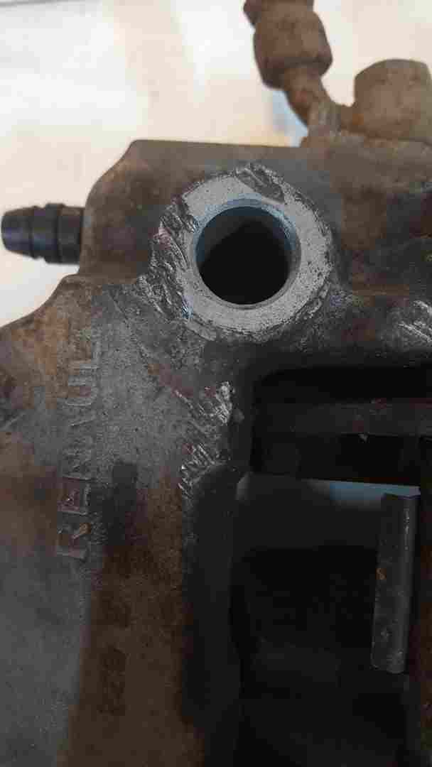 Thumb 3 Renault Clio Sport MK3 2005-2012 Brembo 197 200 Drivers OSF Front Brake Caliper