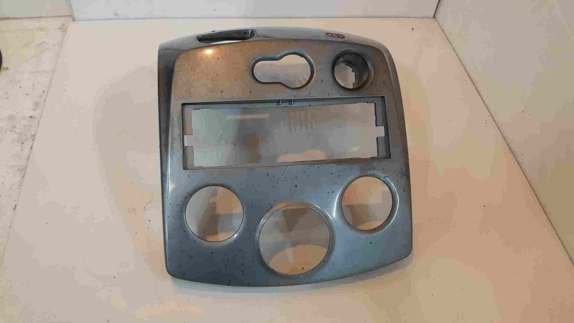 Renault Clio Sport MK3 2005-2012 Dashboard Heater Surround Gloss Grey KEY CARD