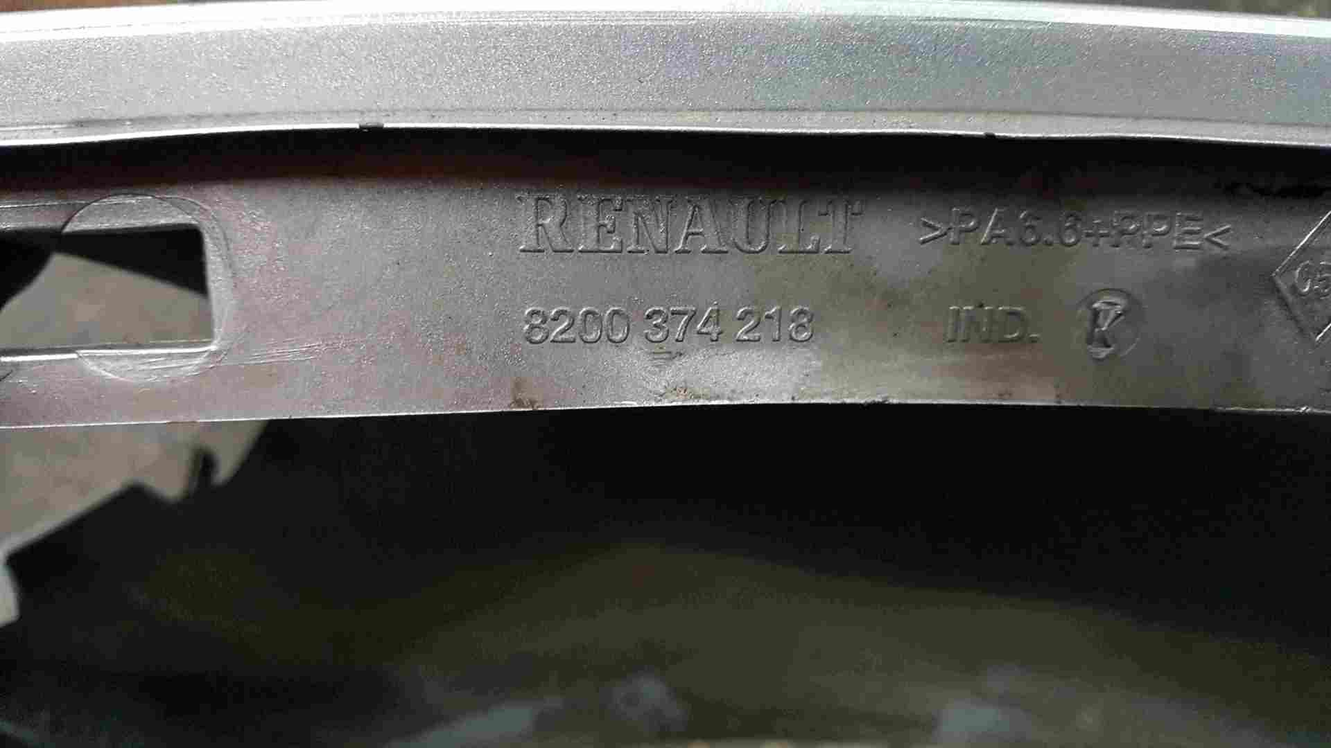 Thumb 2 Renault Clio Sport MK3 2005-2012 Drivers OS Wing Silver TEF60 8200374218