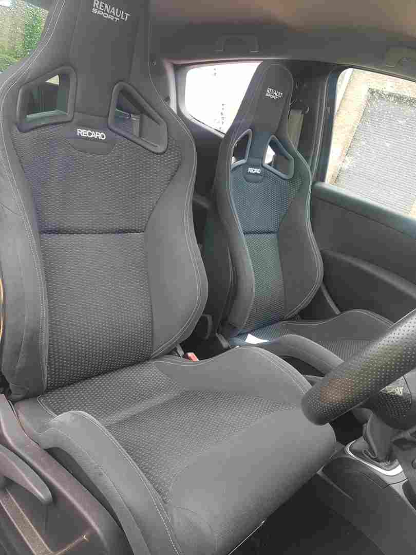 Thumb 8 Renault Clio Sport MK3 2005-2012 Recaro Bucket Seats Pair Front