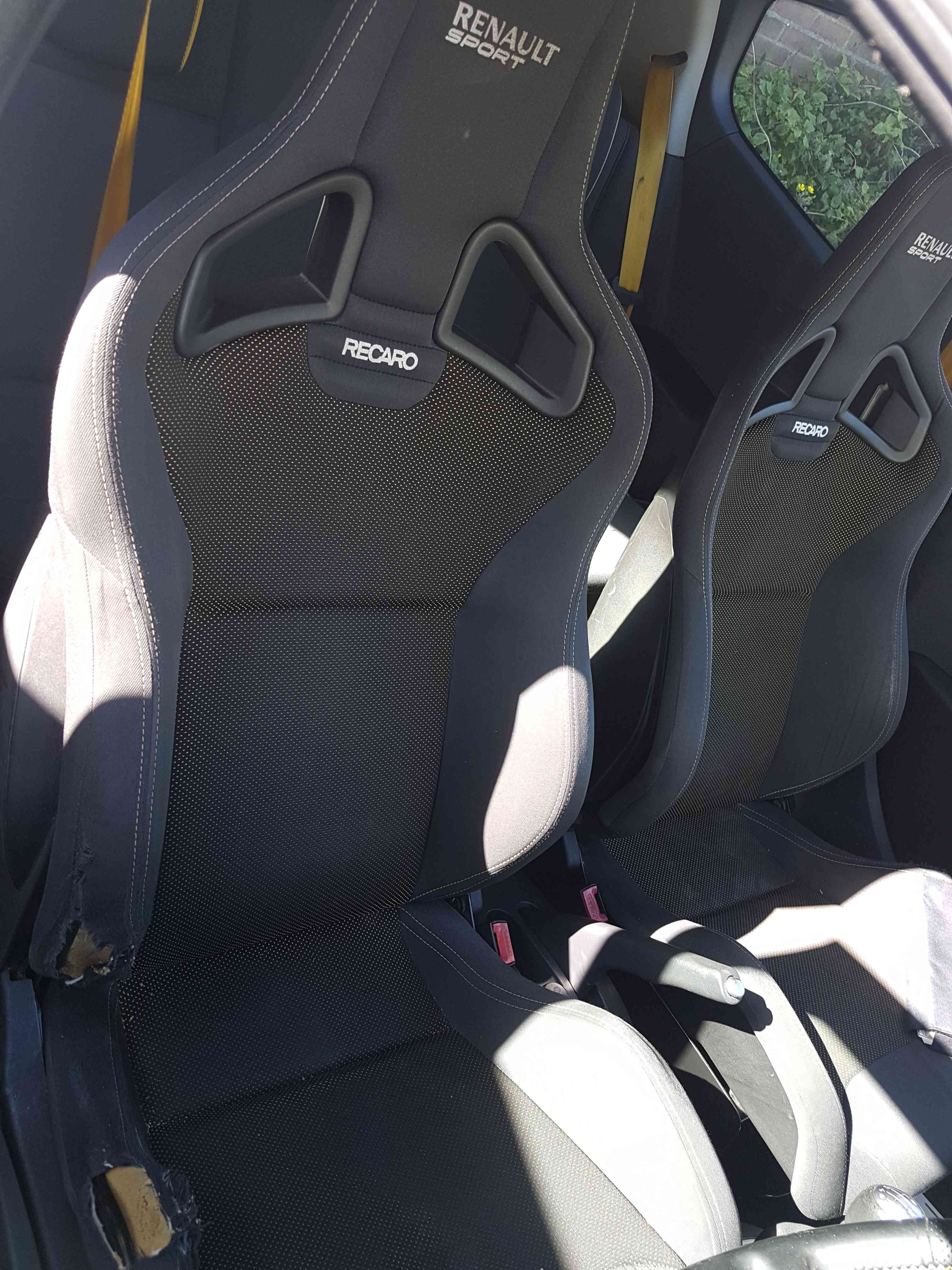 Thumb 13 Renault Clio Sport MK3 2005-2012 Recaro Bucket Seats Pair Front