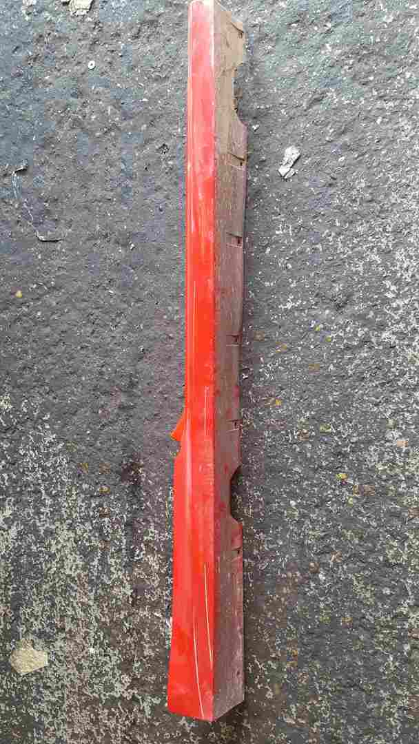 Thumb 3 Renault Clio Sport MK3 2009-2012 200 Drivers OSF Front Side Skirt Red OVNNF