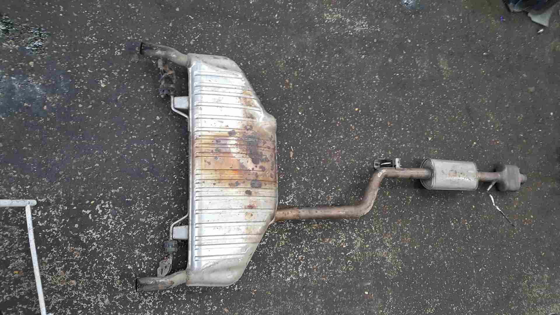 Thumb 2 Renault Clio Sport MK3 2009-2012 200 Exhaust Back Box Cat Complete