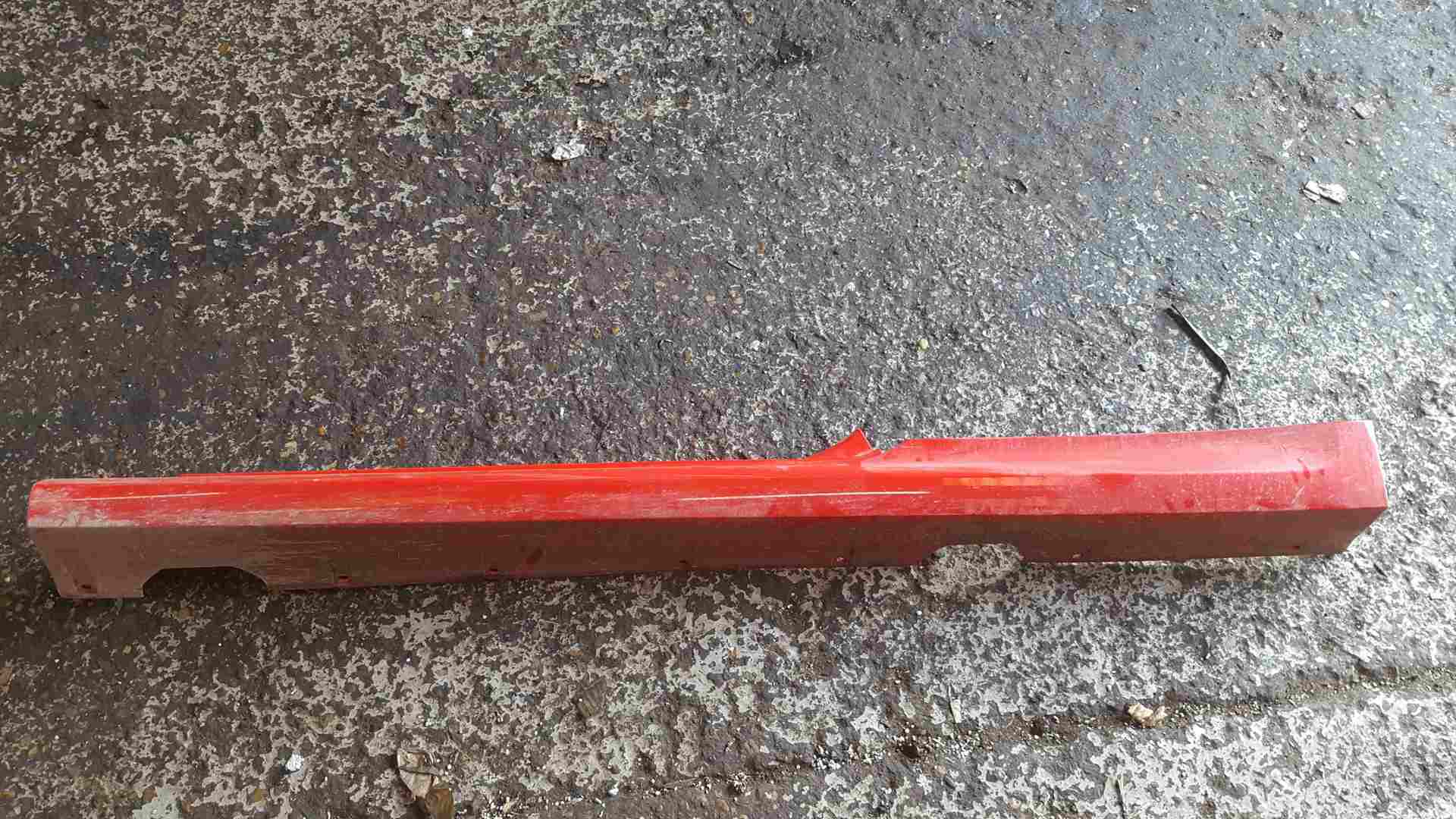 Thumb 2 Renault Clio Sport MK3 2009-2012 200 Passenger NSF Front Side Skirt Red OVNNF