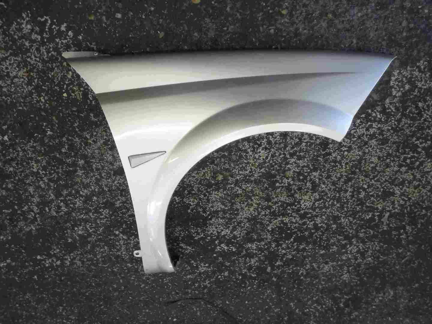 Renault Convertible 2002-2008 Drivers OS Wing Gold Silver TED11