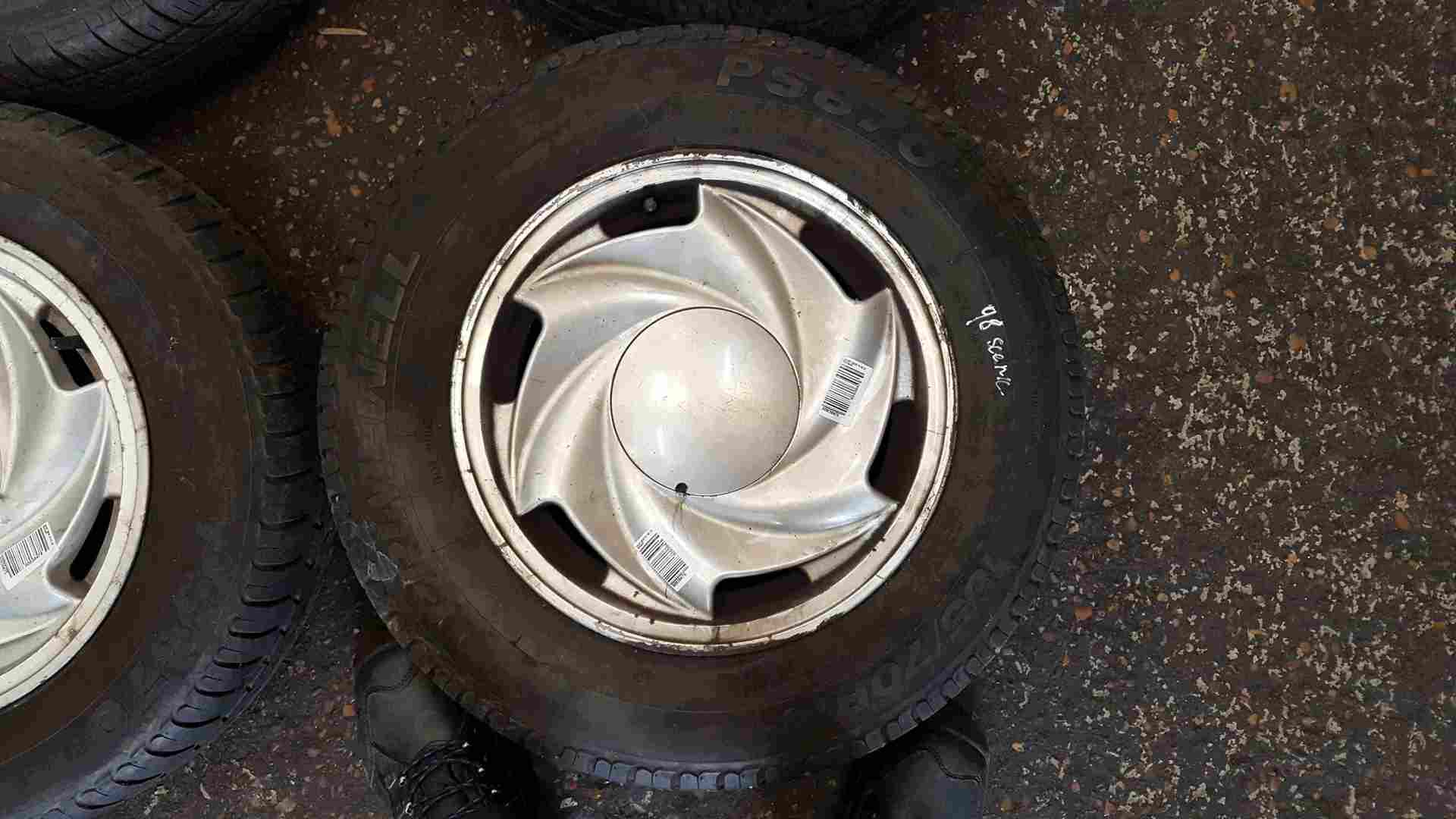 Thumb 3 Renault Espace + Scenic 1997-2003 Alloy Wheels Set 14inch X4