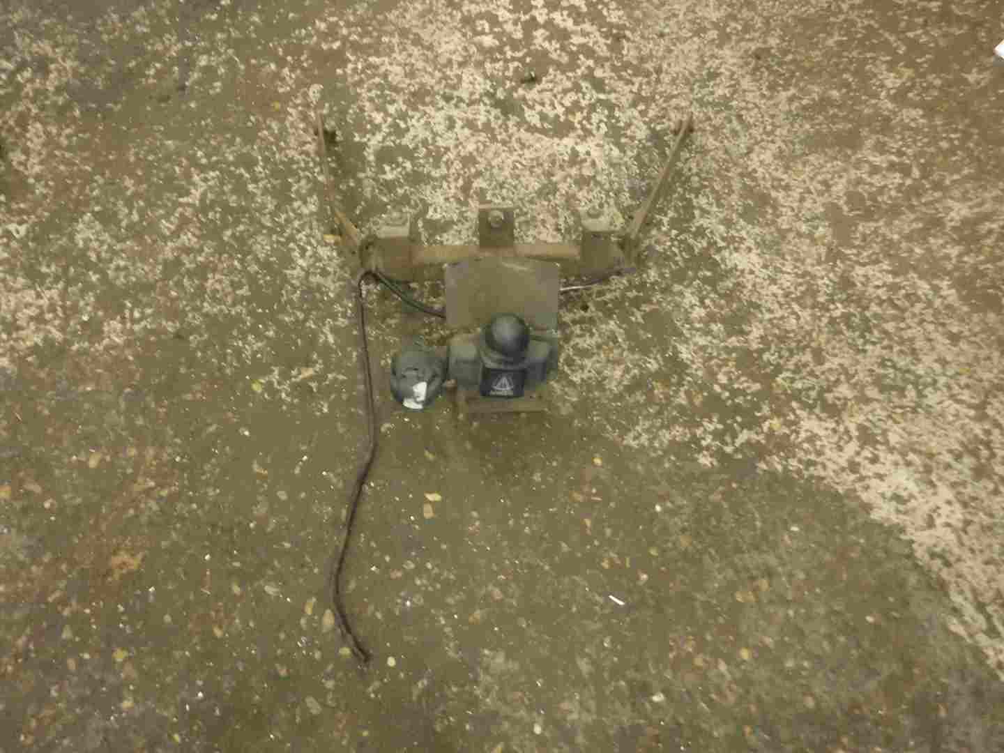 Renault Espace 1991-1997 Tow Bar Complete